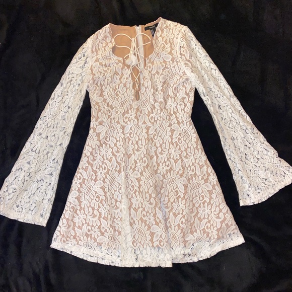 Forever 21 Dresses & Skirts - Lacey spring dress